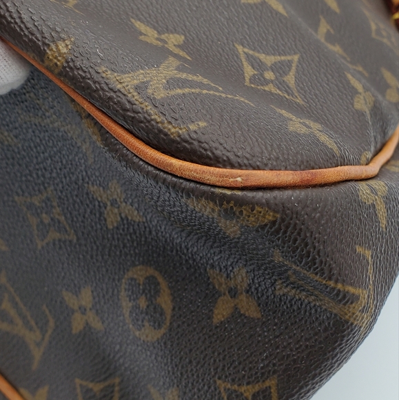 Louis Vuitton Batignolles Horizontal - Picture 7 of 17